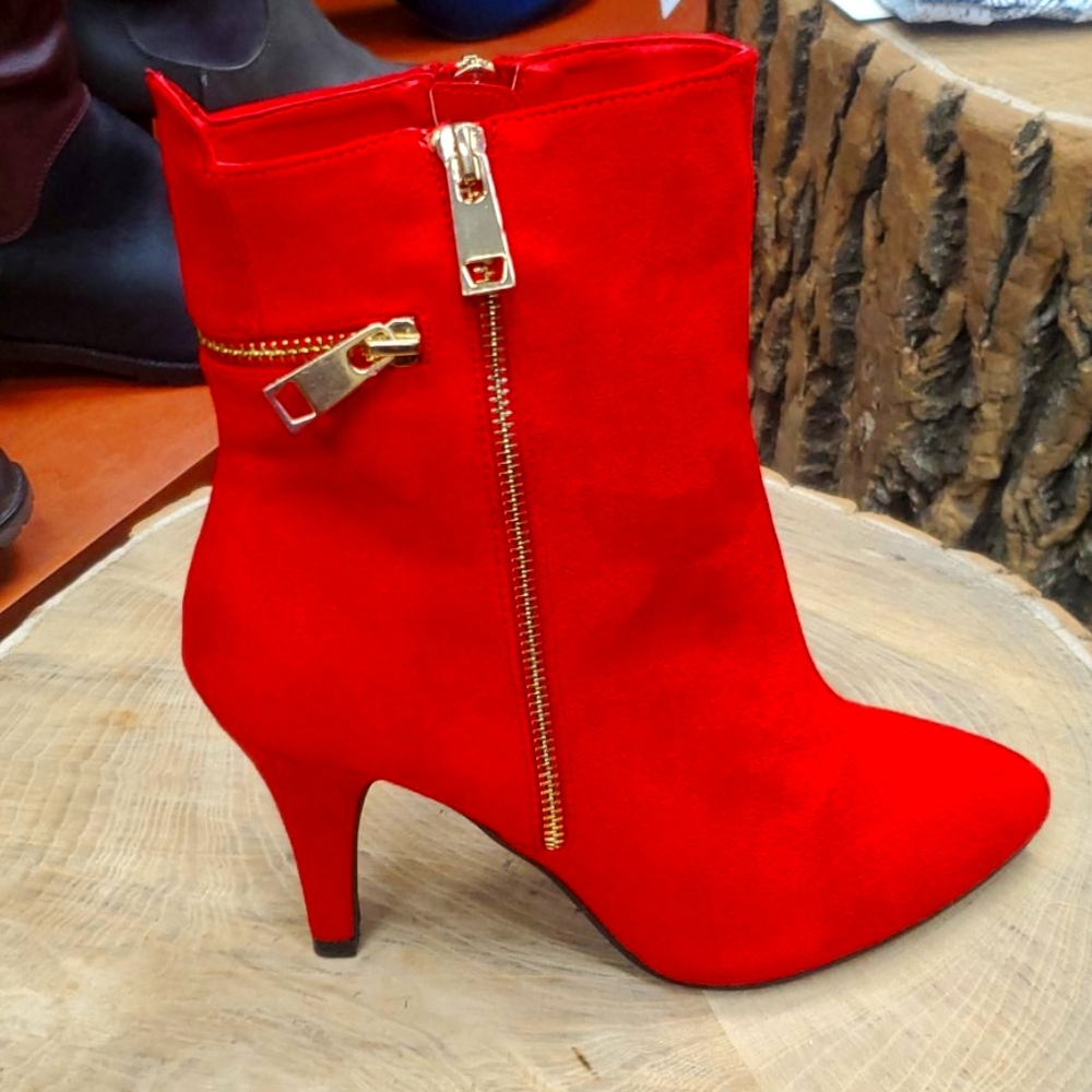 Brand New Womans Bellini Heals